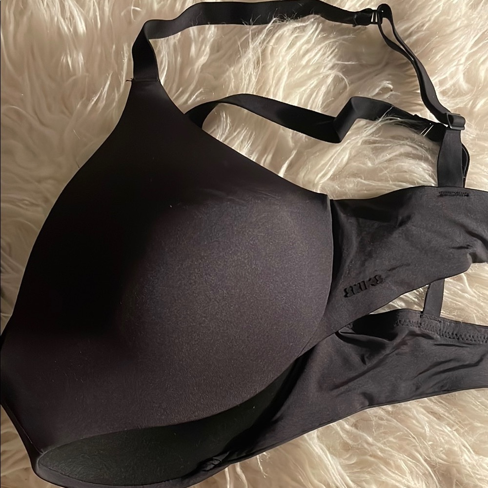 SKIMS wireless bra